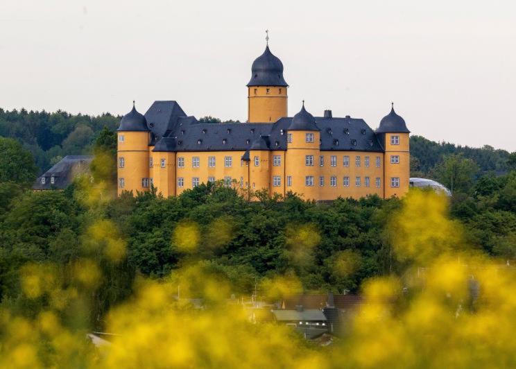 Ferienwohnung Westerwaldblick Grosszuegige Wohlfuehloase Mit Terrasse Oberelbert Exterior foto